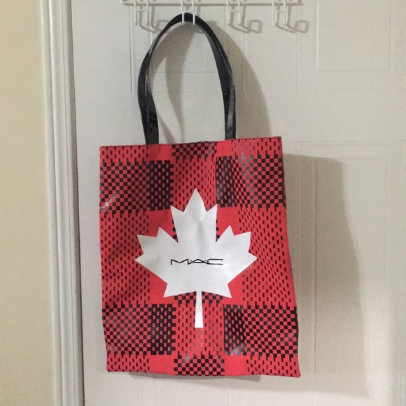 Proud to be Canadian MAC tote - Picture 1 of 2